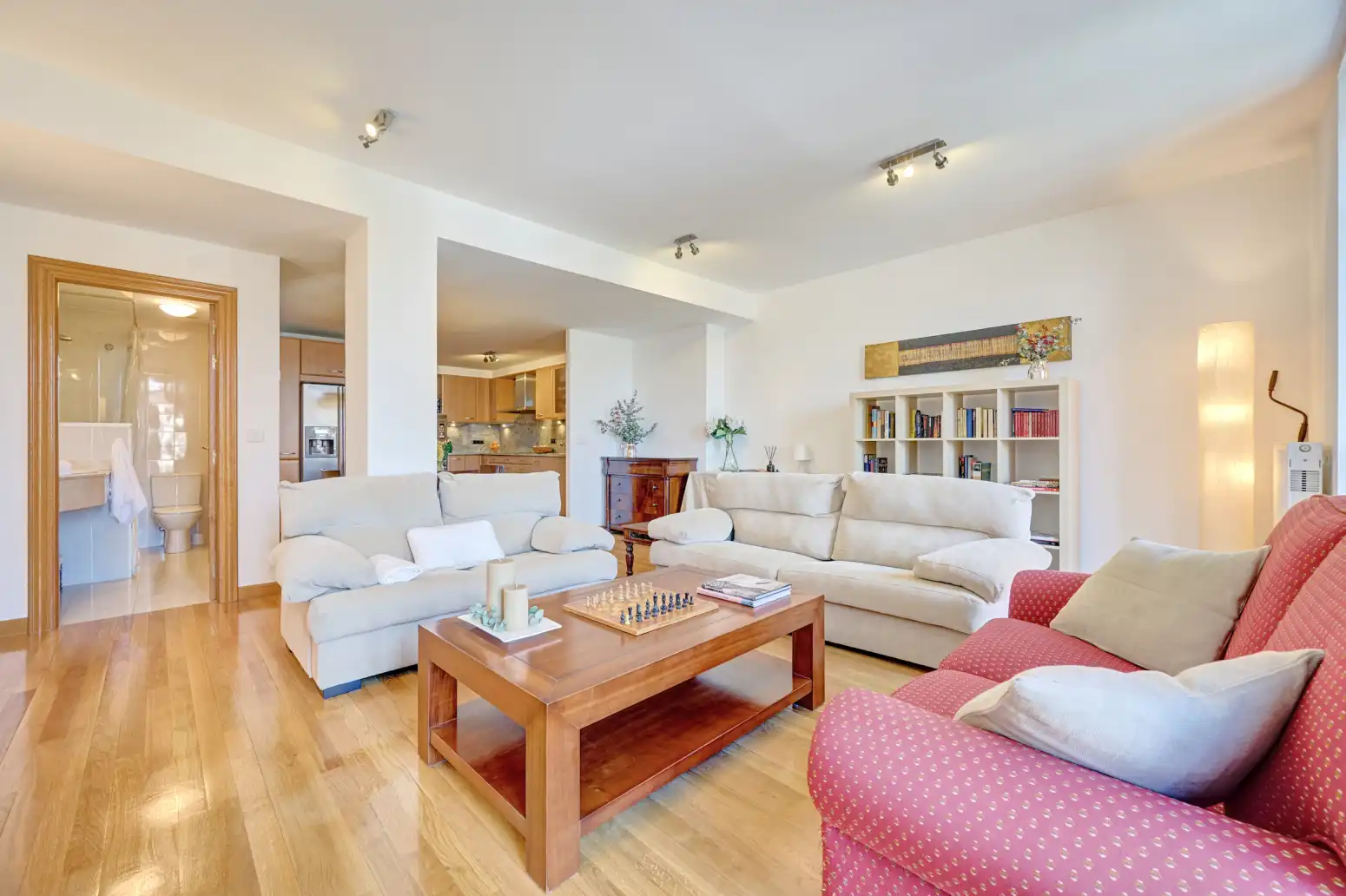 Living room of Flat for sale in  Pamplona / Iruña  with Heating, Parquet flooring and Storage room