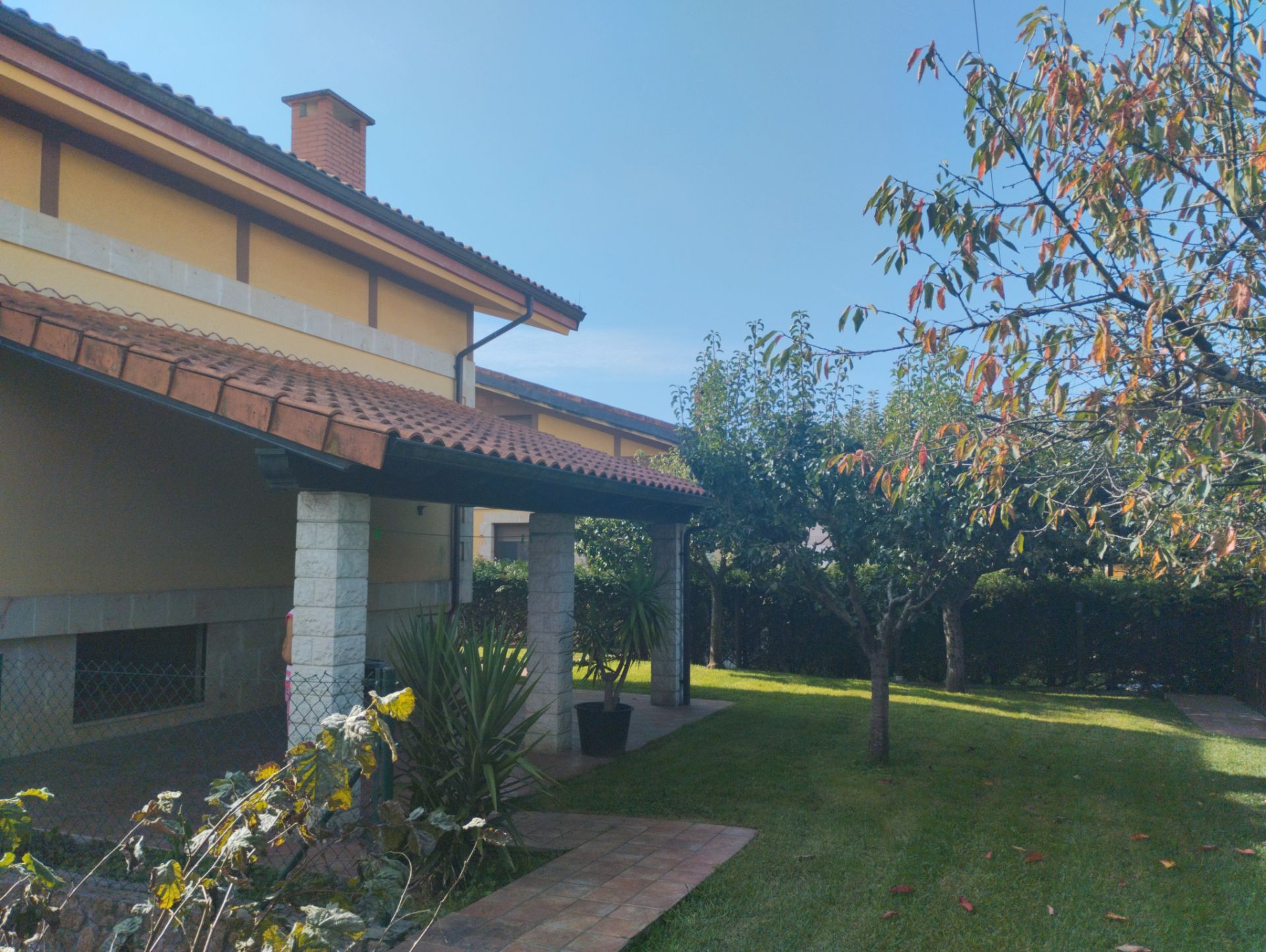 Jardí de Casa o xalet en venda en Meruelo amb Calefacció, Jardí privat i Terrassa