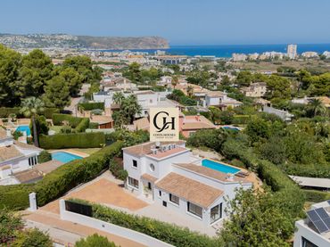 Villa con balcone in vendita a Cap Martí - El Tossalet - Pinomar