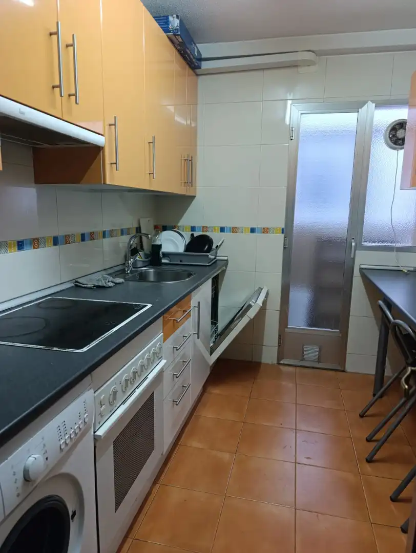 Kitchen of Flat for rent in San Bernardo - Carmelitas - Campus