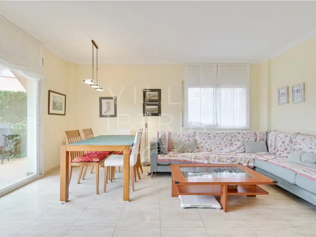 Living room of Apartments for sale in Castell d'Aro, Platja d'Aro i s'Agaró  with Heating, Private garden and Terrace