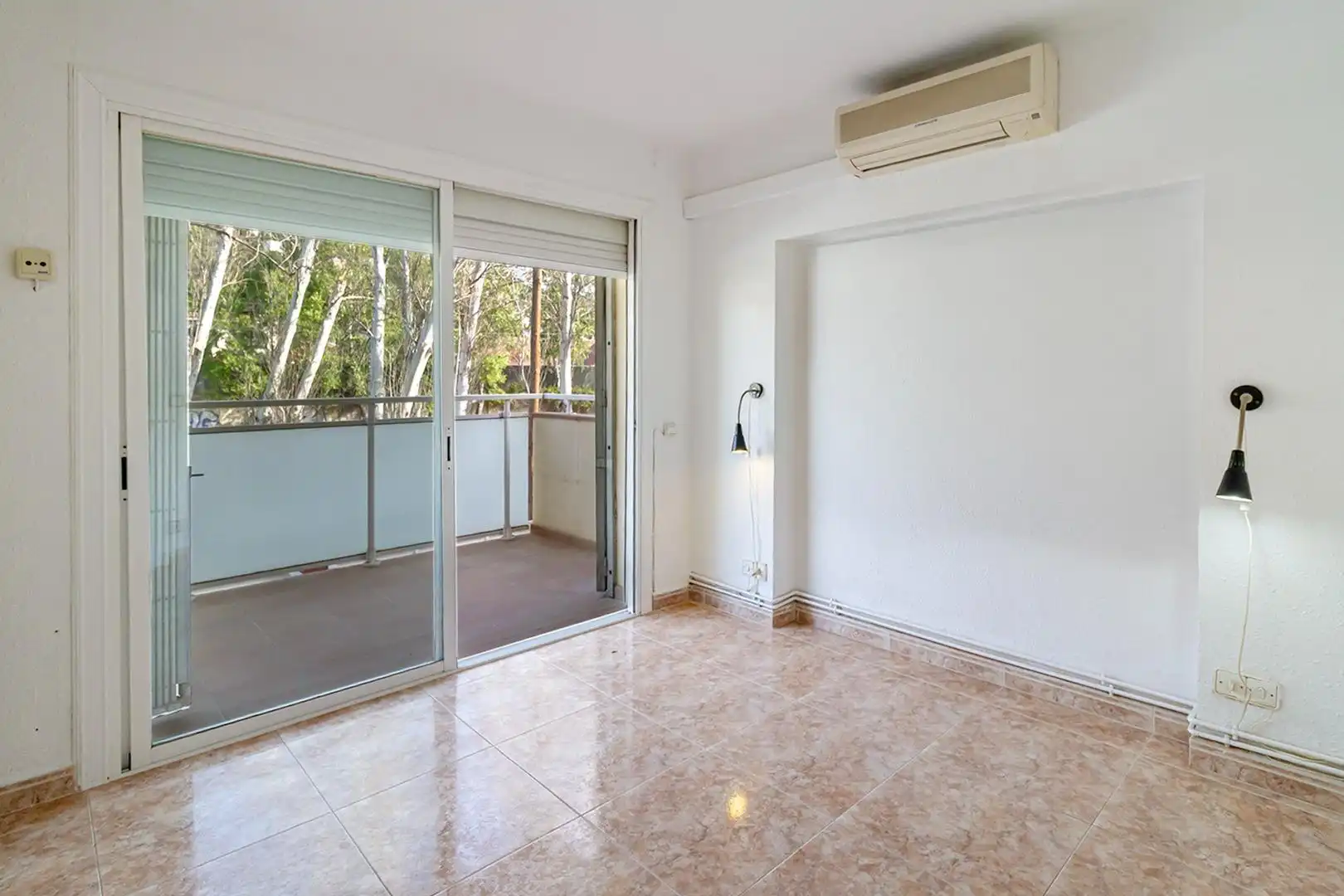 Terrasse von Wohnung zum Verkauf in Castelldefels mit Klimaanlage, Heizung und Terrasse