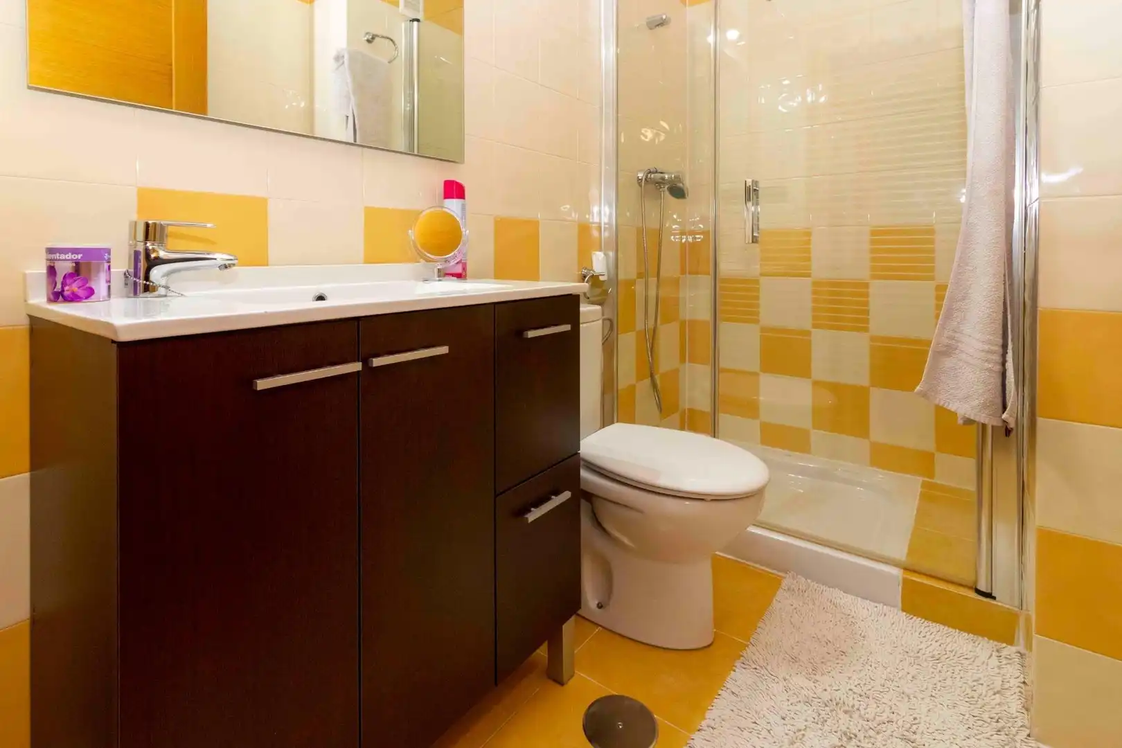 Baño de Piso en venta en Badajoz con Calefacción, Parquet y Trastero