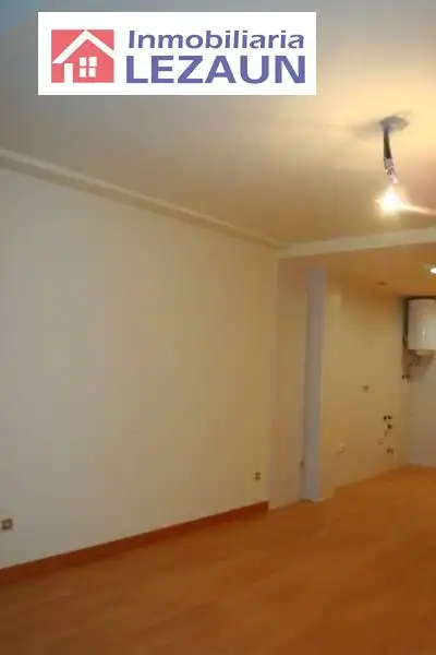 Habitación de Apartamento en venta en Peralta / Azkoien con Aire acondicionado, Terraza y Trastero