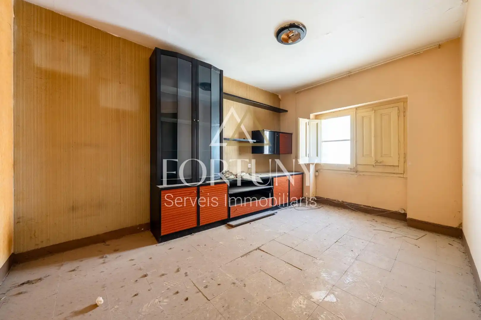 Edificio en venta en TORRES JORDI, L'Espluga de Francolí