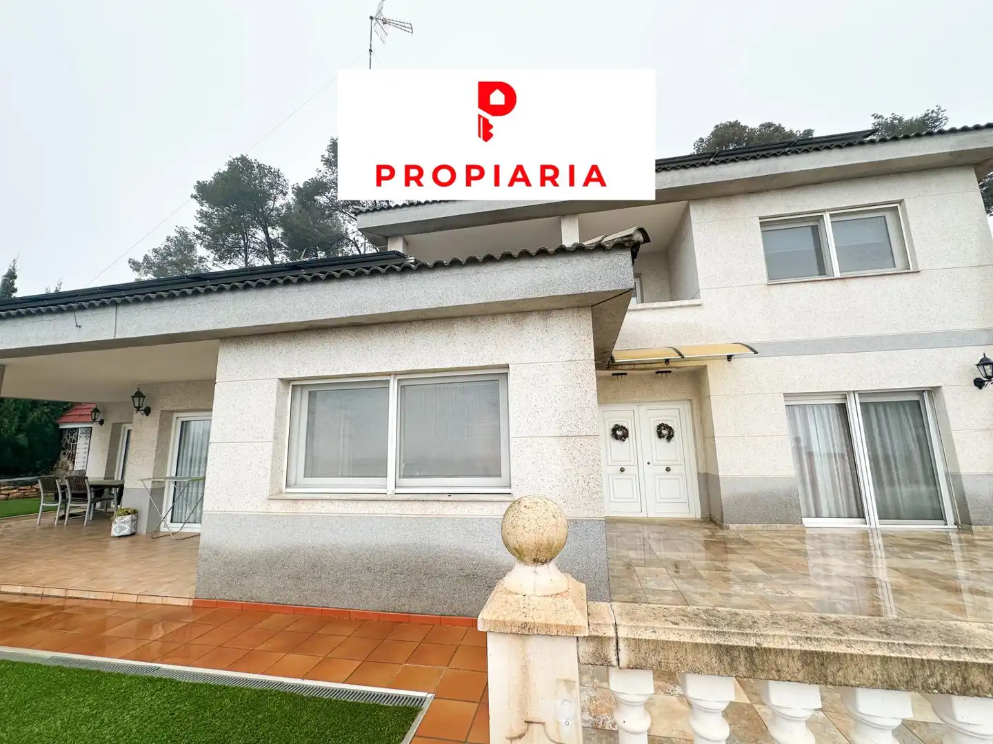 Exterior view of Houses for sale in Pallejà  with Air Conditioner, Heating and Private garden