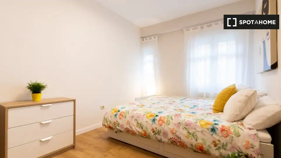 Wohnung zur Miete in Quatre Carreres, imagen 13