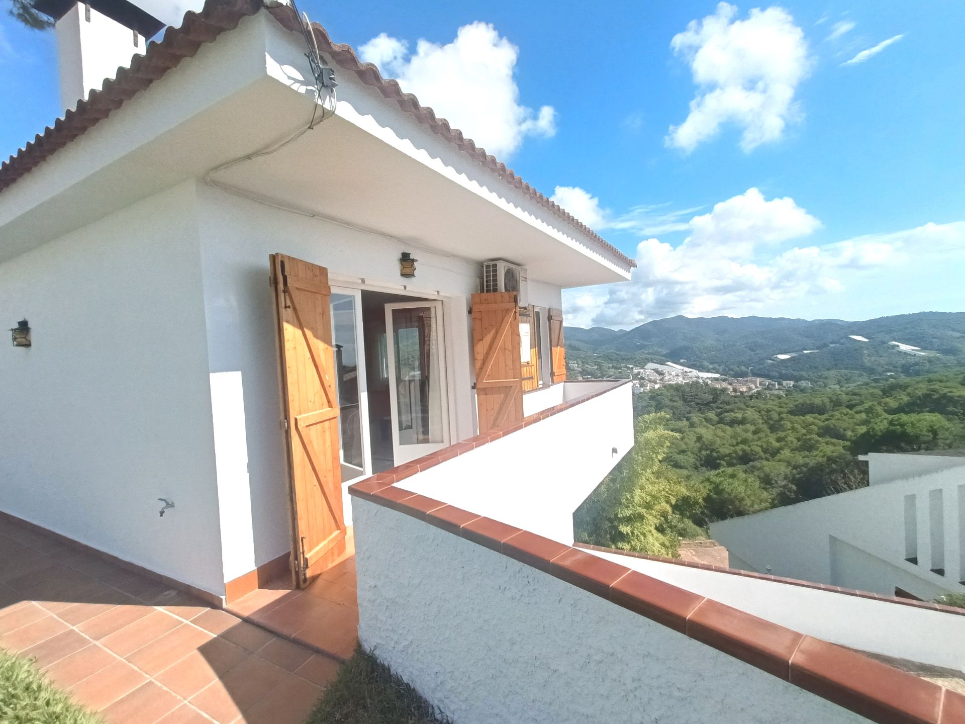 Terrassa de Casa o xalet en venda en Sant Cebrià de Vallalta amb Aire condicionat, Calefacció i Jardí privat