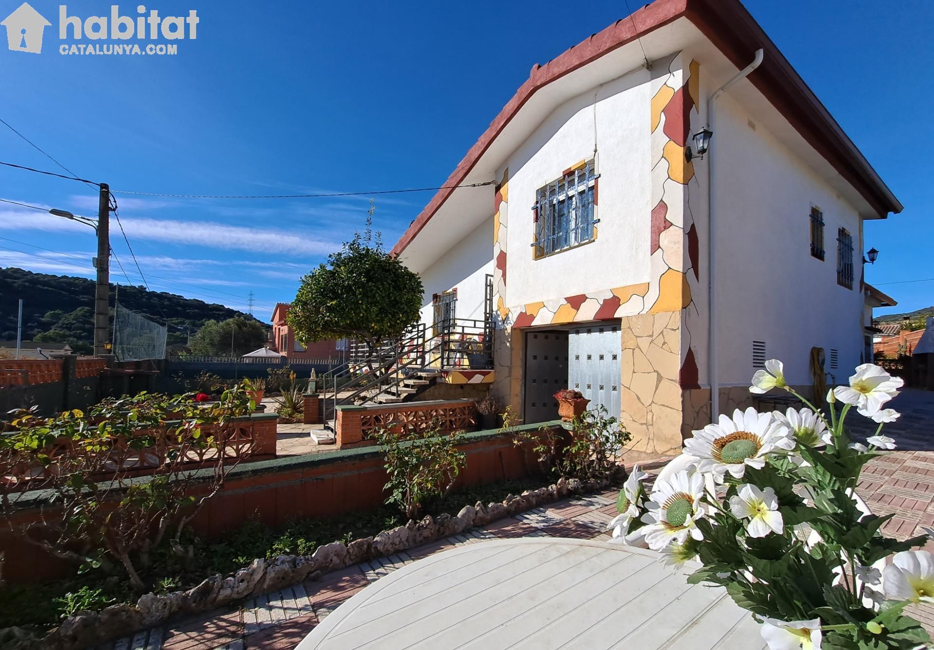 Exterior view of House or chalet for sale in Piera  with Heating, Private garden and Terrace