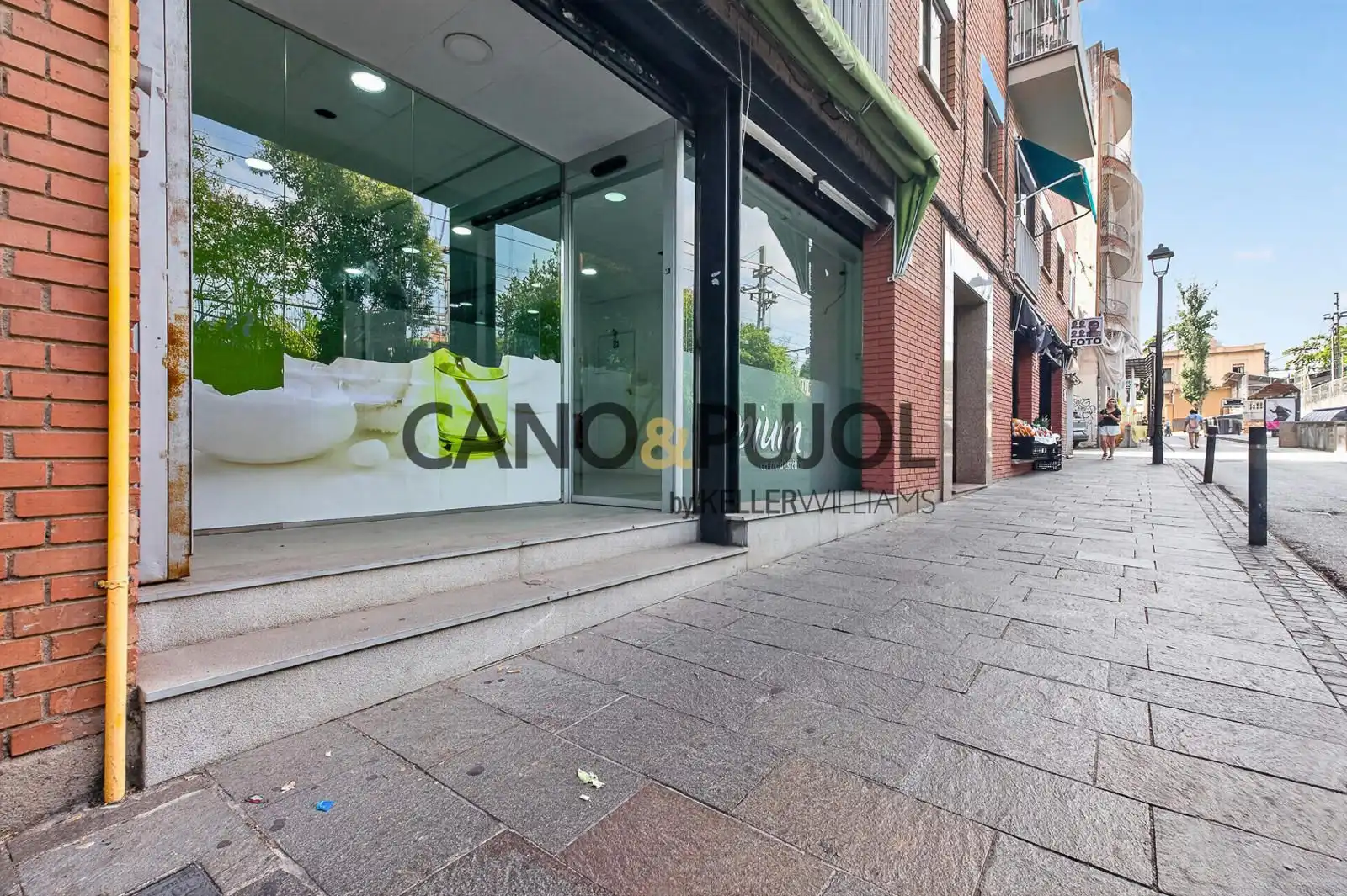 Local comercial en alquiler en LLUIS COMPANYS, imagen 3