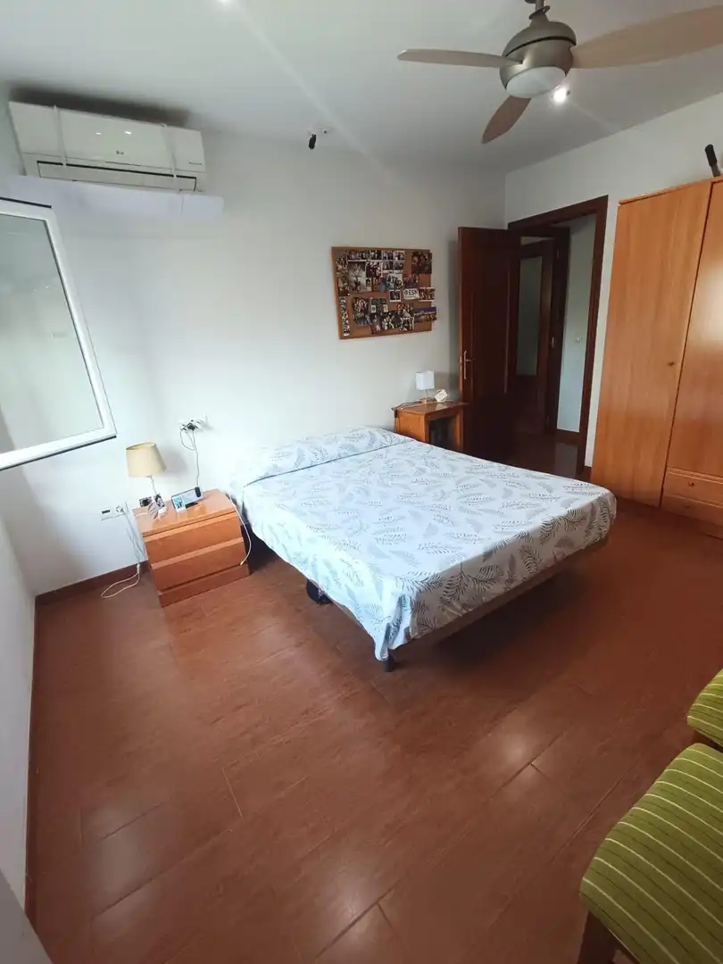 Habitación de Piso en venta en Córdoba con Aire acondicionado, Terraza y Trastero