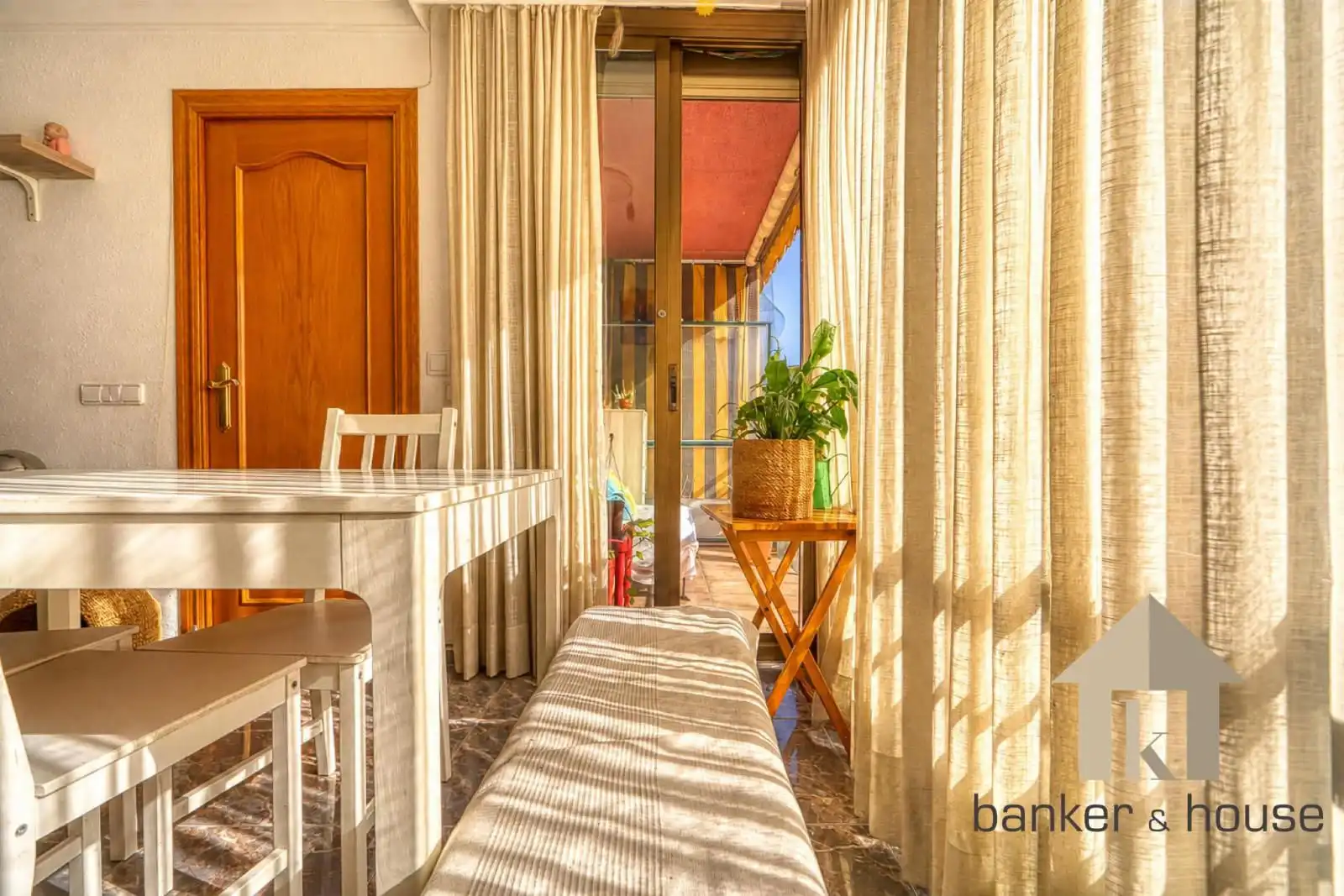 Terraza de Piso en venta en Cerdanyola del Vallès con Aire acondicionado, Calefacción y Terraza