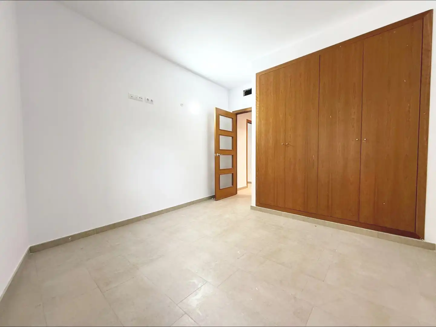 Flat with lift for sale in Carrer CREUS DE LES 13, imagen 2