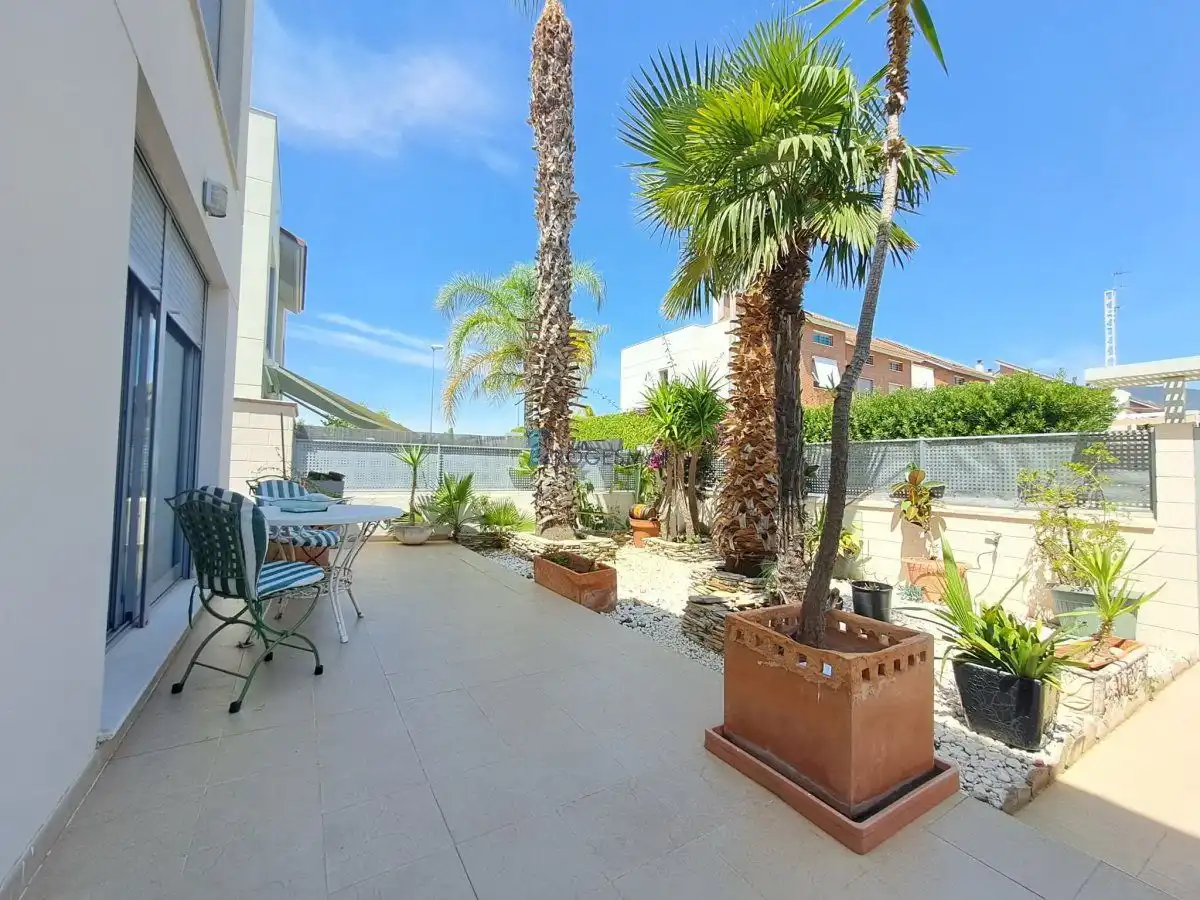 Maison mitoyenne avec terrasse à vendre à Heliópolis, imagen 4