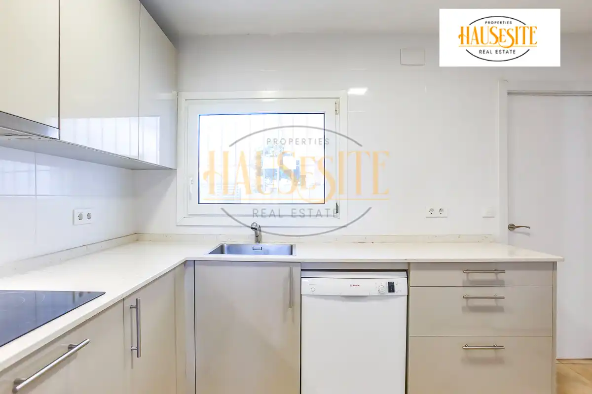 Cocina de Casa o chalet en venta en Sant Pere de Ribes con Aire acondicionado, Calefacción y Jardín privado