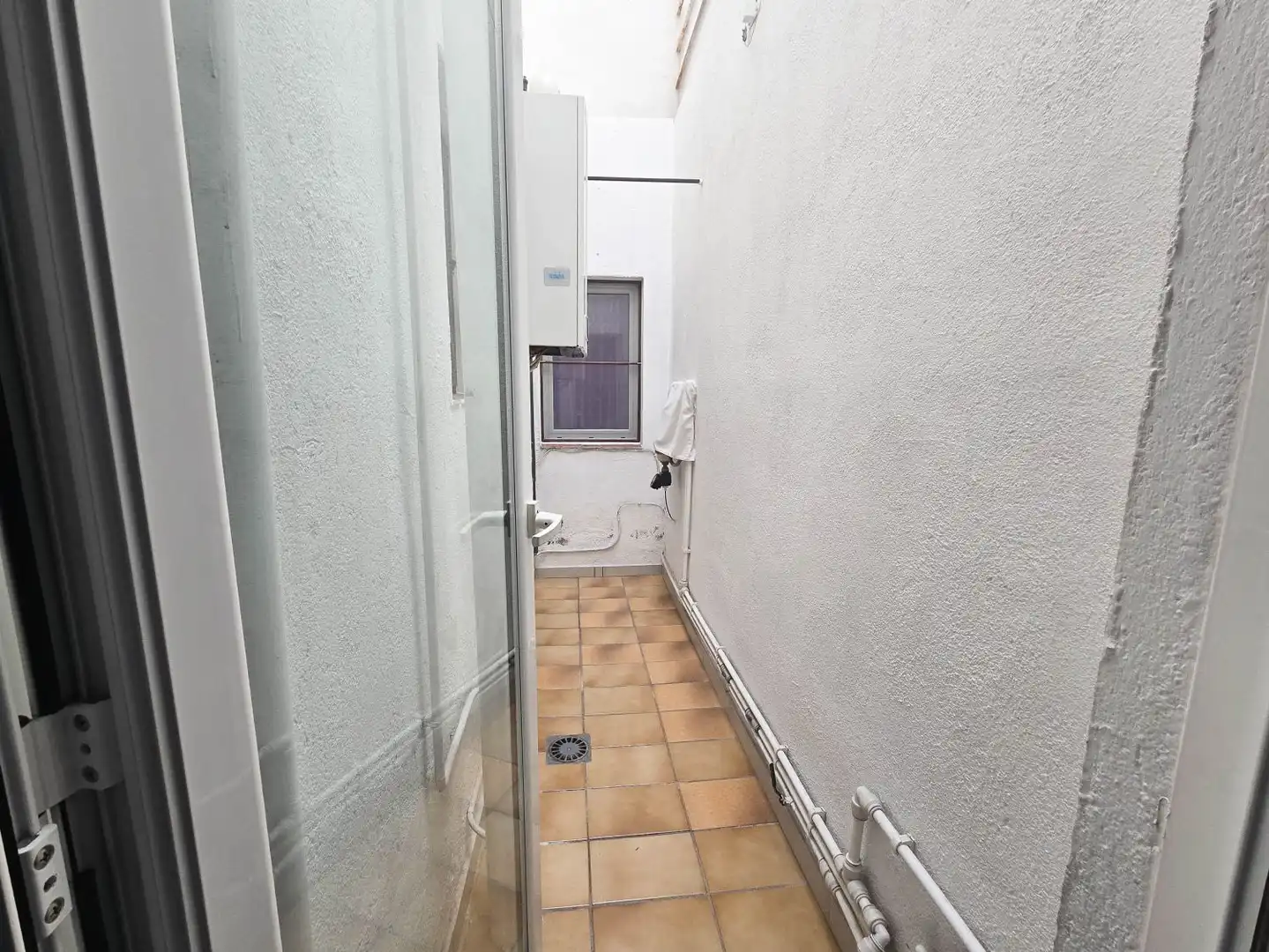 Casa adosada en venta en Ripollet con Calefacción, Trastero y Horno