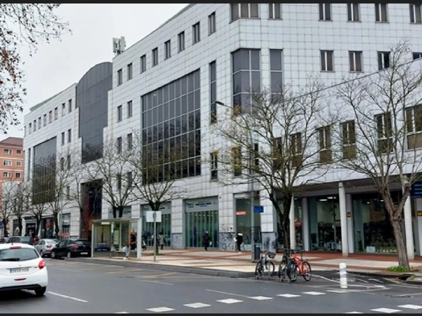 Exterior view of Office for sale in Vitoria - Gasteiz