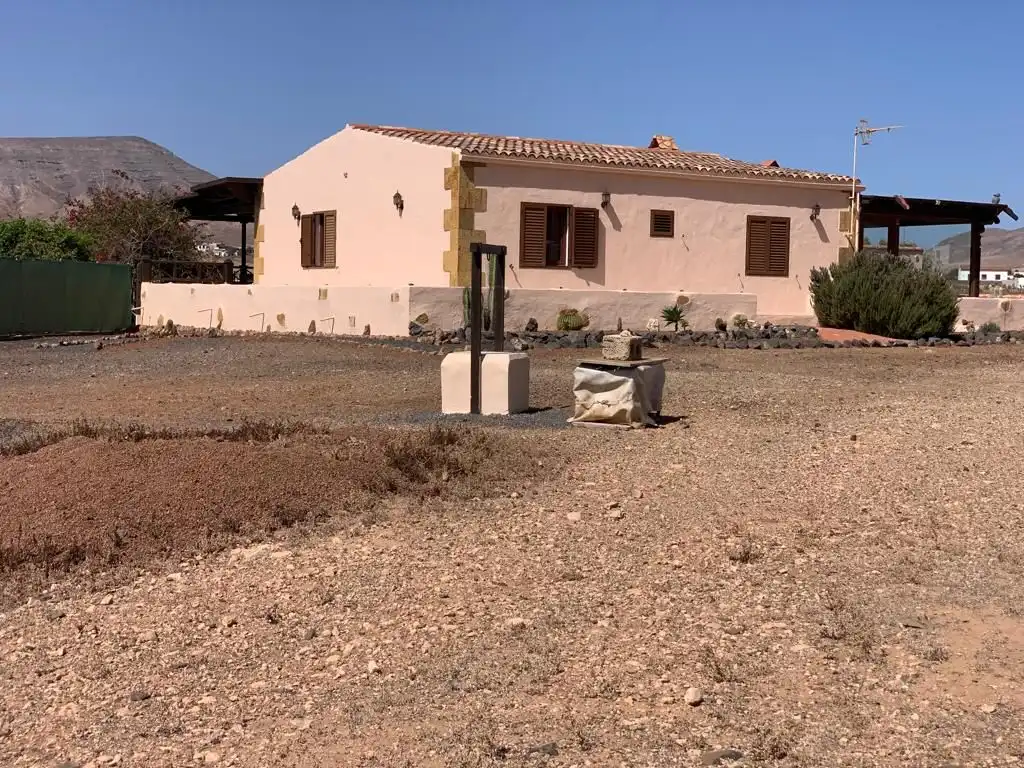Casa o chalet en venta en Puerto del Rosario con Jardín privado, Terraza y Trastero