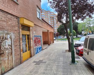 Vista exterior de Local en venda en Burgos Capital