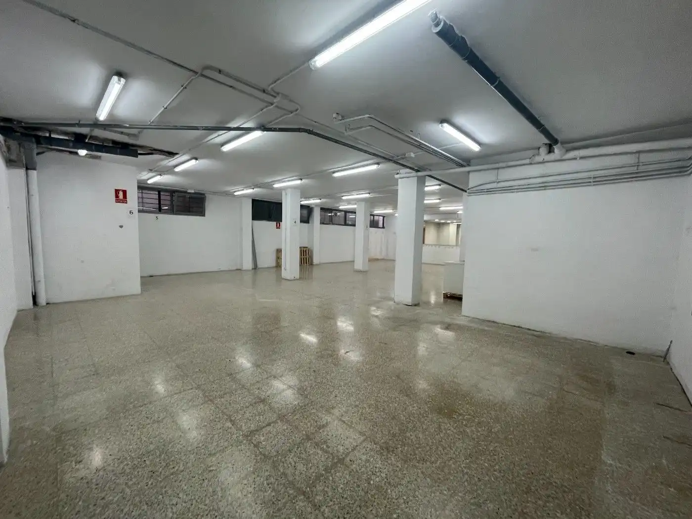 Geschaftsraum zur Miete in Gavà mit Klimaanlage und Heizung