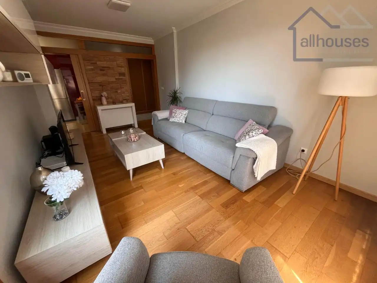 Sala de estar de Apartamento en venta en Vigo  con Calefacción, Piscina y Amueblado