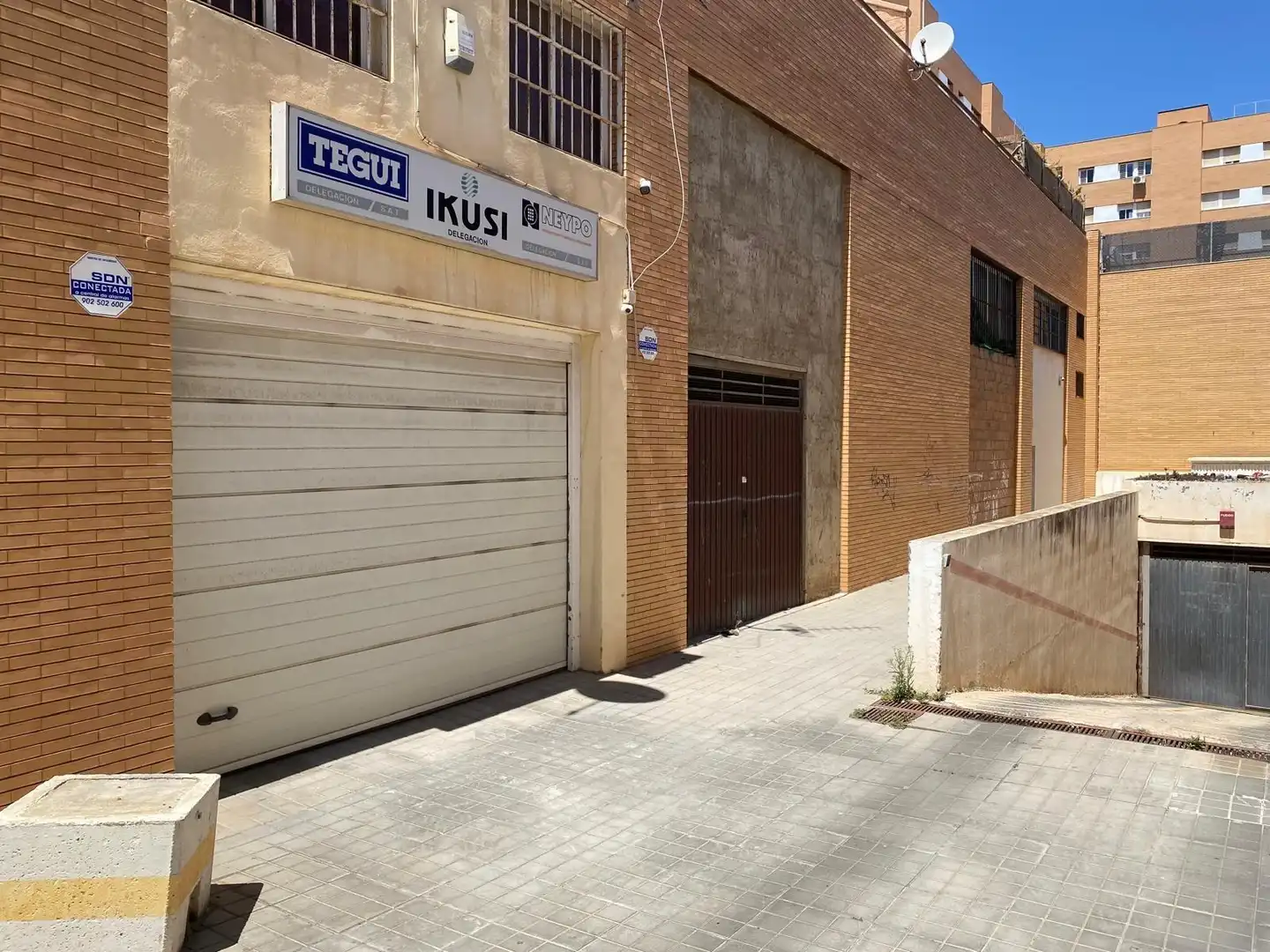 Local comercial en alquiler en Calle de Benizalón, imagen 26