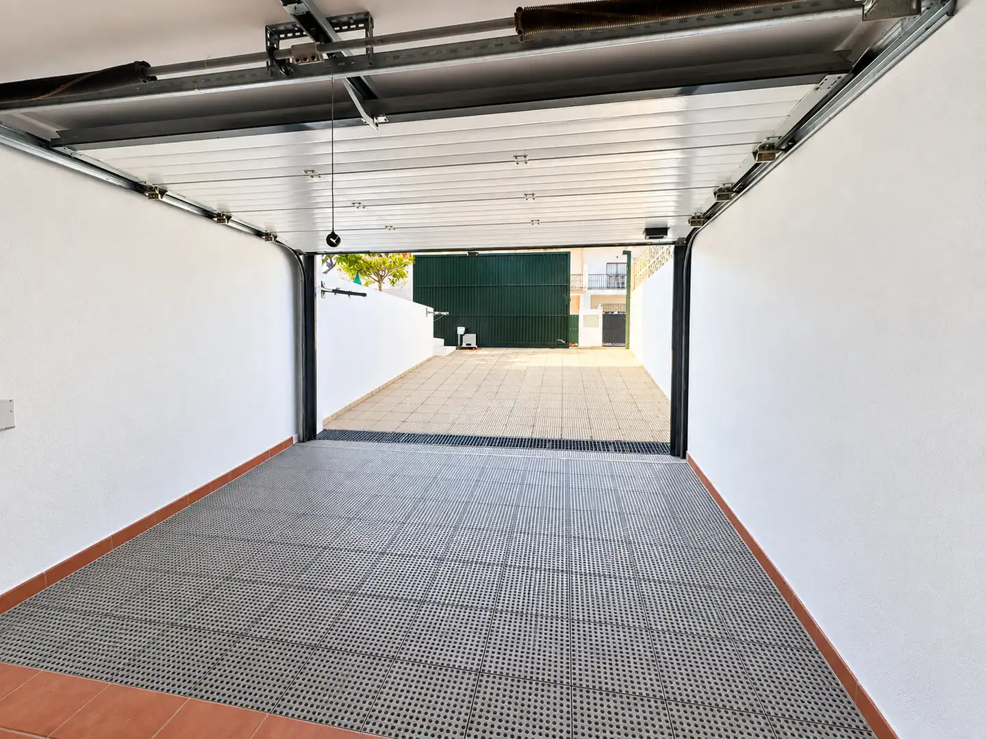 Adossat amb terrassa en venda a San Pedro de Alcántara, imagen 33