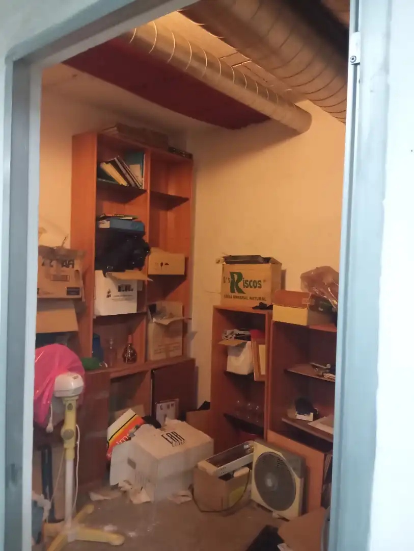 Schlafzimmer von Garage zum Verkauf in Badajoz