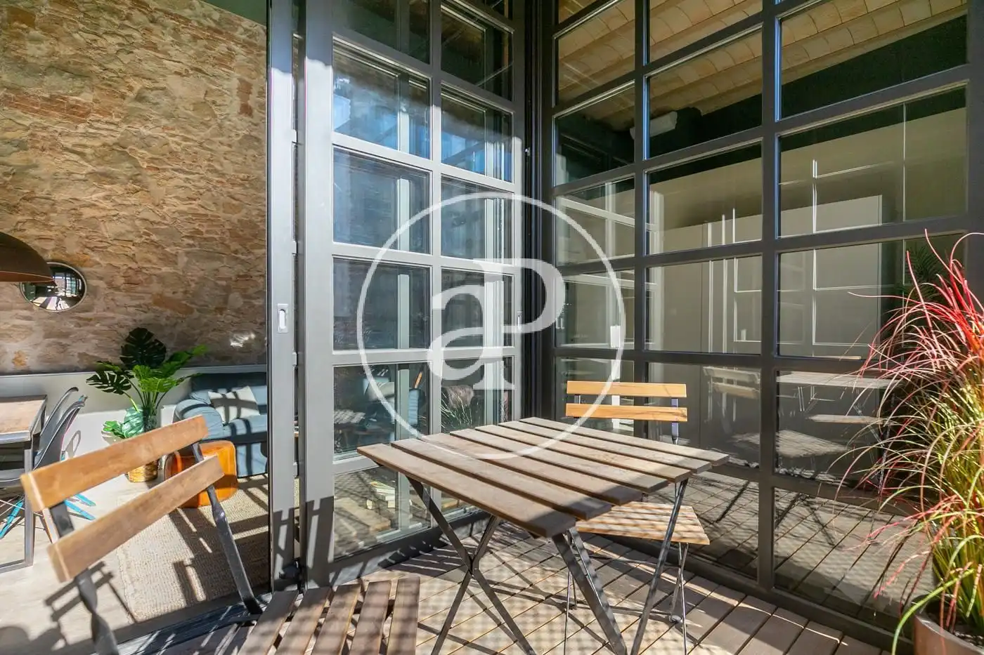 Terrassa de Pis en venda en Barcelona amb Aire condicionat, Calefacció i Jardí privat