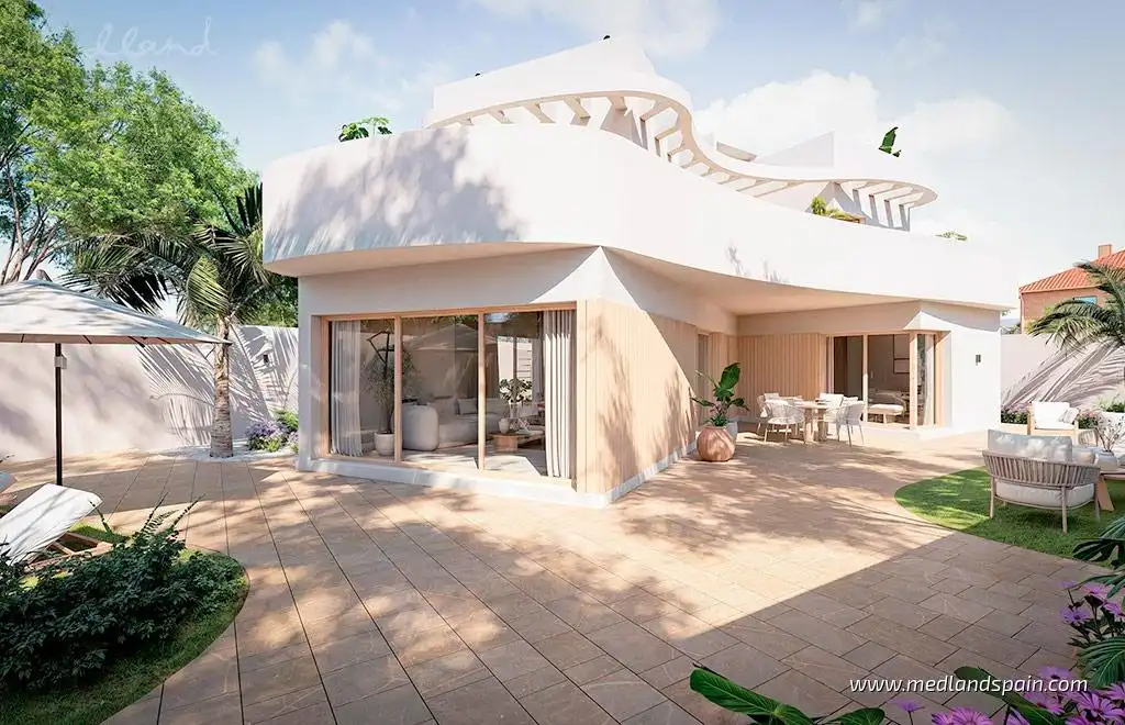 Chalet con piscina en venta en Orihuela Costa