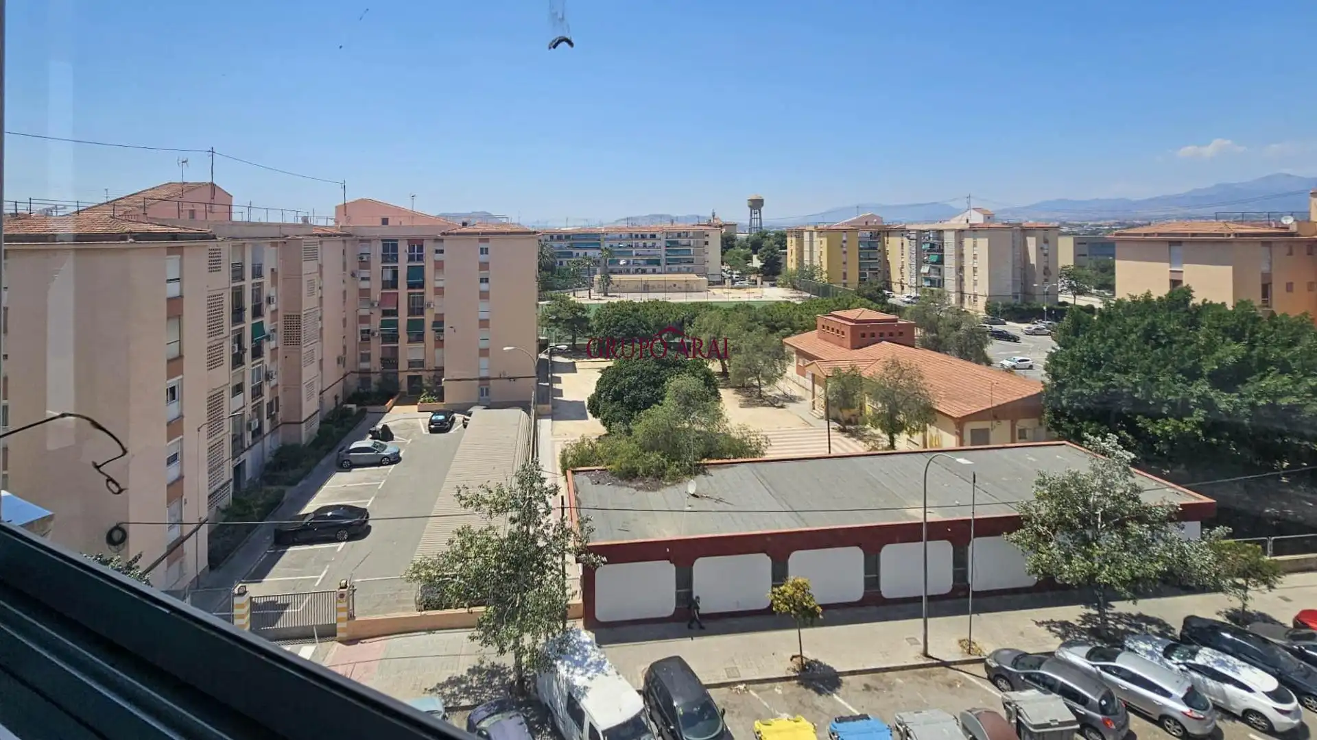 Vista exterior de Pis en venda en Alicante / Alacant amb Aire condicionat, Terrassa i Moblat