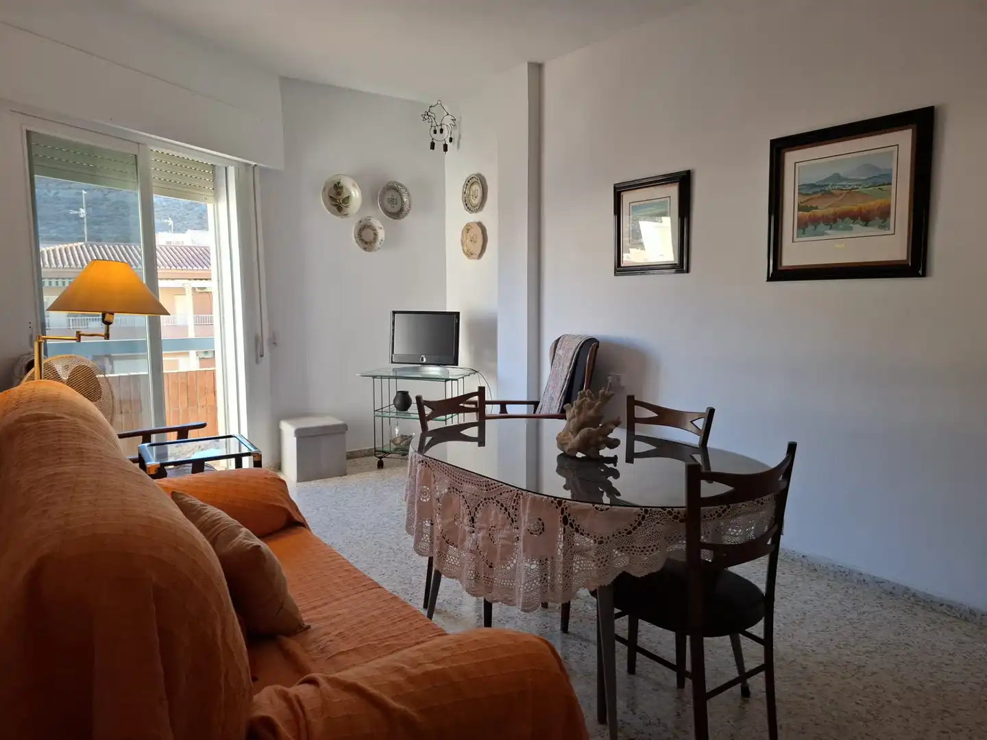 Living room of Flat for sale in Torrenueva Costa  with Terrace and Furnished