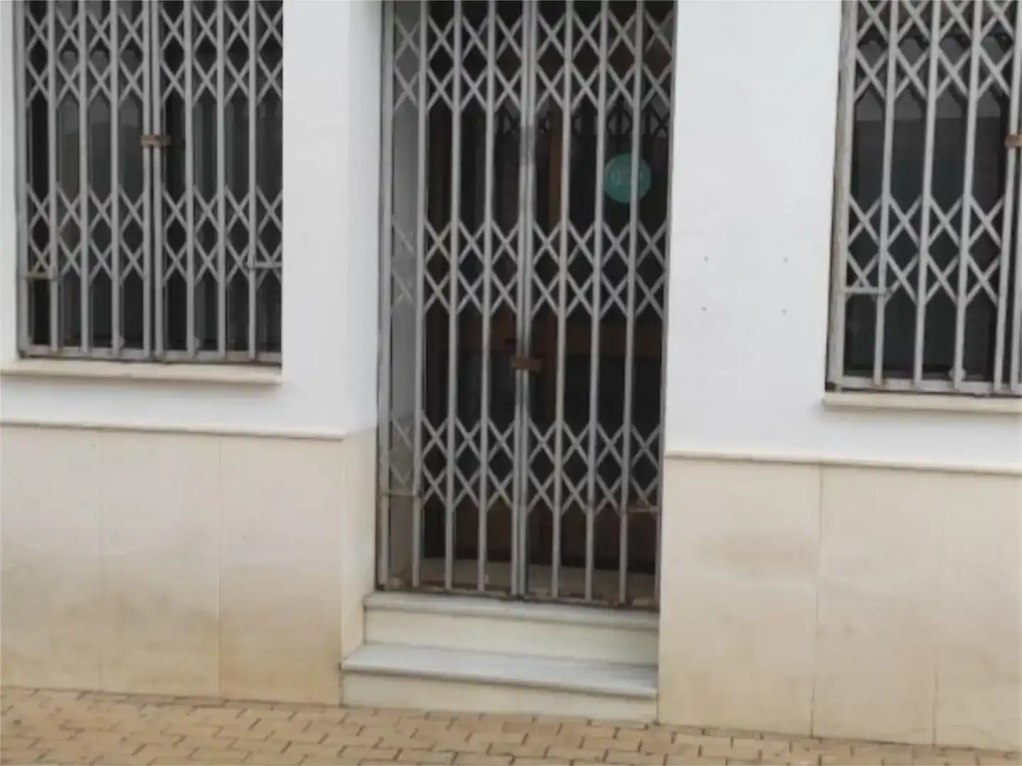 Local de lloguer en San Bartolomé de la Torre, Huelva