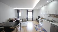 Living room of Flat for sale in  Barcelona Capital  with Air Conditioner, Heating and Furnished