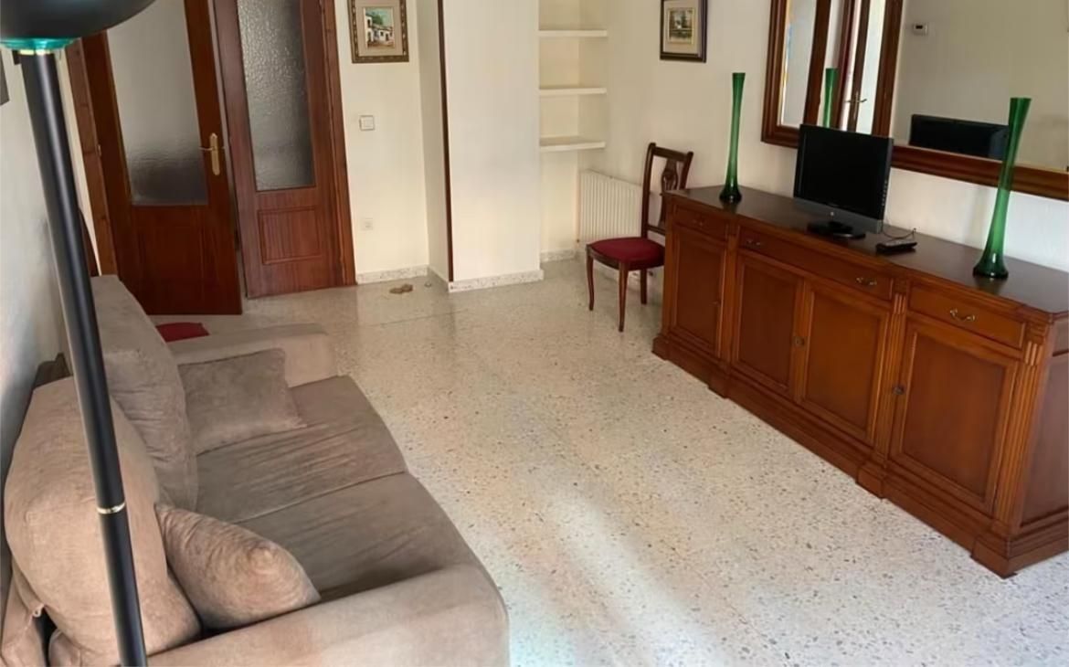 Sala d'estar de Pis de lloguer en Cáceres Capital amb Aire condicionat i Calefacció