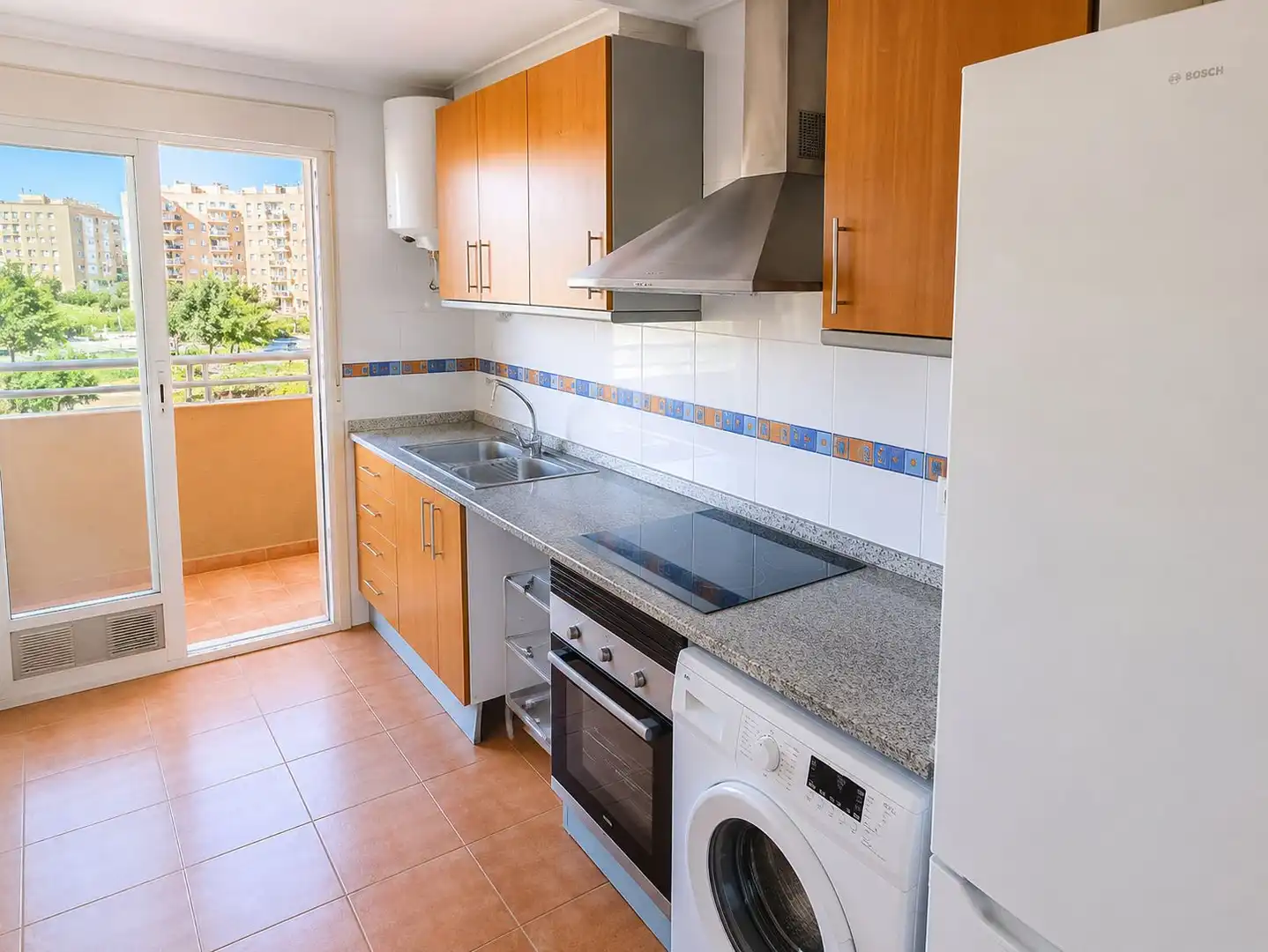 Cocina de Piso en venta en Valencia con Aire acondicionado, Amueblado y Horno