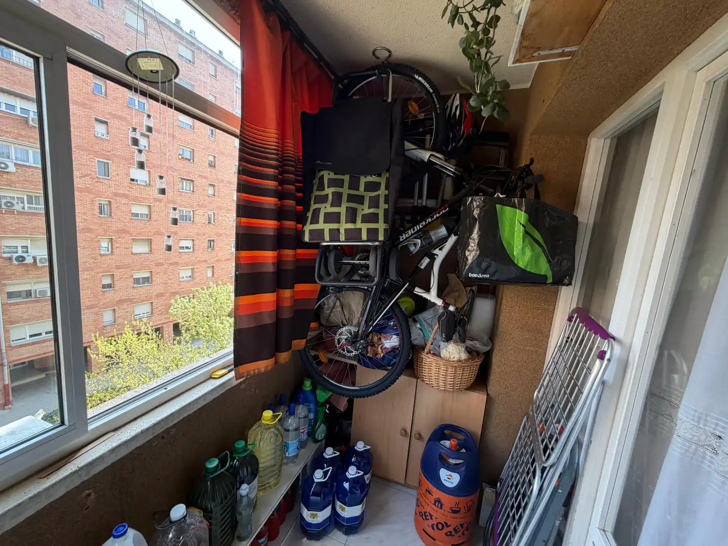 Terraza de Piso en venta en Lleida con Calefacción, Amueblado y Horno