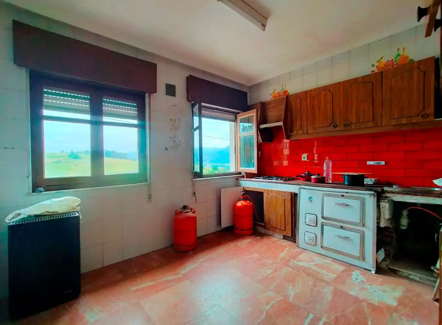 Küche von Country house zum Verkauf in Pravia mit Heizung und Abstellraum