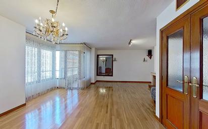 Flat for sale in  Granada Capital