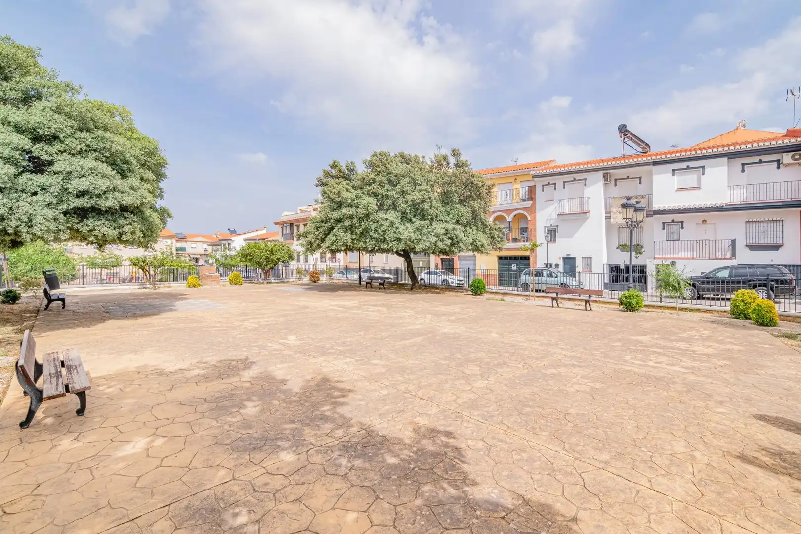 Exterior view of Detached homes for sale in Las Gabias  with Balcony