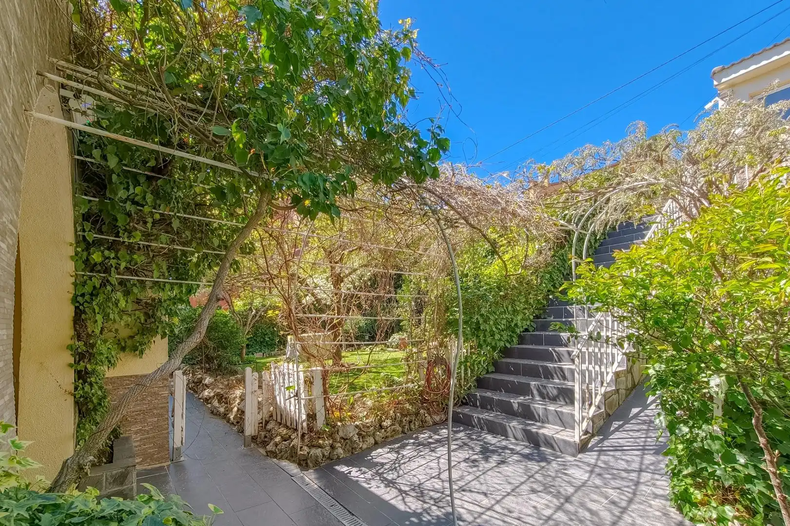 Garten von Haus oder Chalet zum Verkauf in Torrelodones mit Heizung, Privatgarten und Terrasse