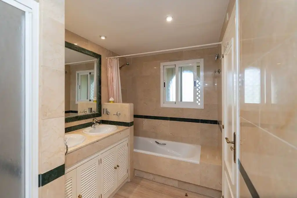 Apartament amb piscina en venda a Elviria - Cabopino, imagen 16