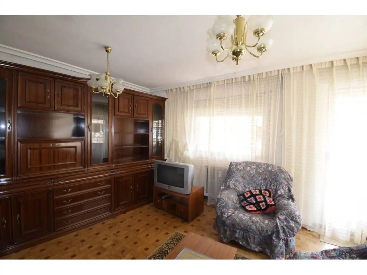Sala de estar de Piso de alquiler en León Capital  con Calefacción, Terraza y Trastero