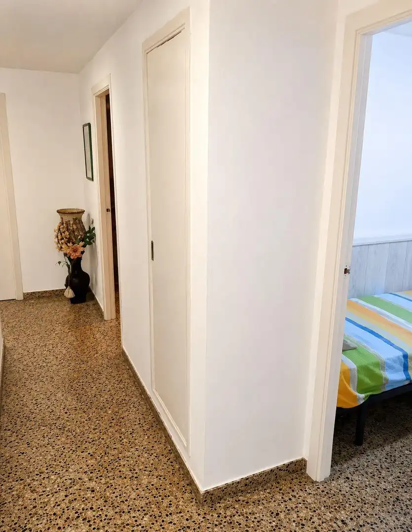 Flat for sale in Valencia  with Furnished and Balcony
