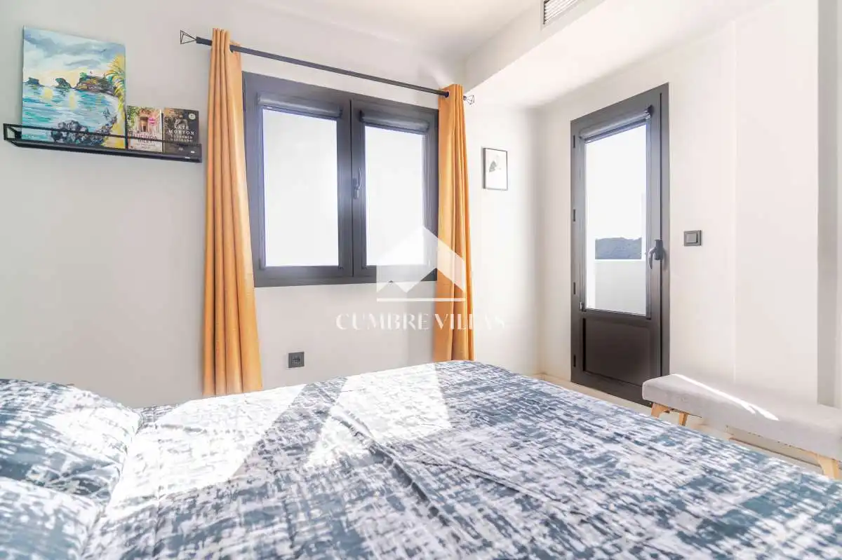 Habitación de Casa adosada en venta en Almuñécar con Terraza, Trastero y Internet