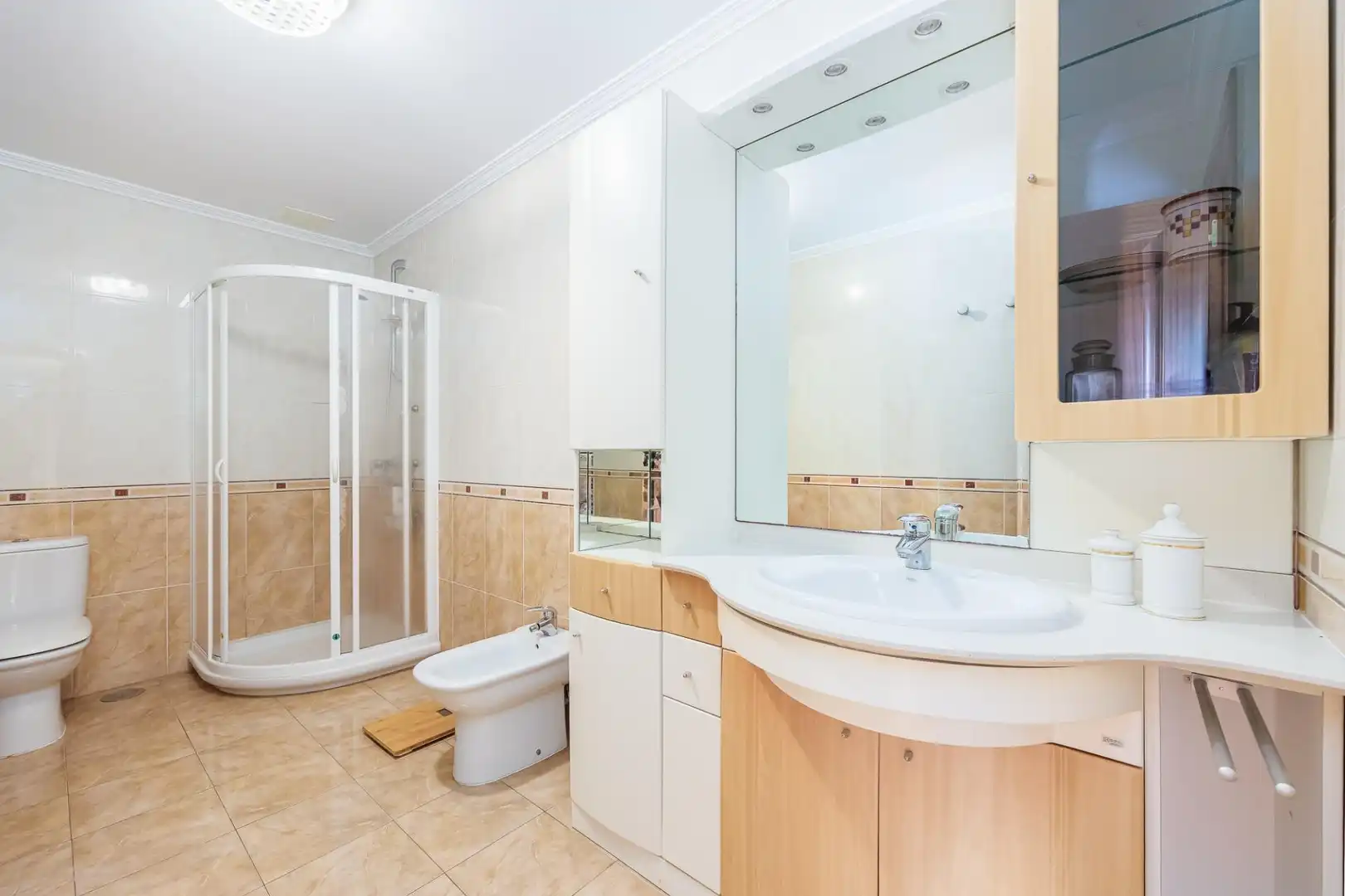 Badezimmer von Haus oder Chalet zum Verkauf in Moaña mit Heizung, Abstellraum und Balkon