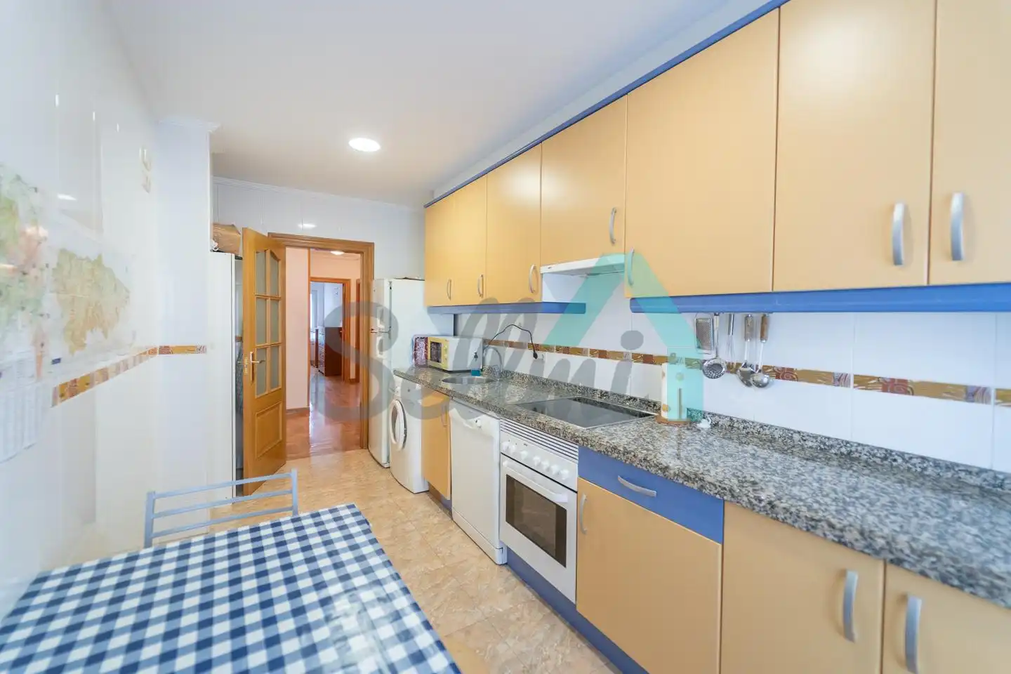 Cocina de Piso en venta en Tineo con Calefacción, Parquet y Trastero