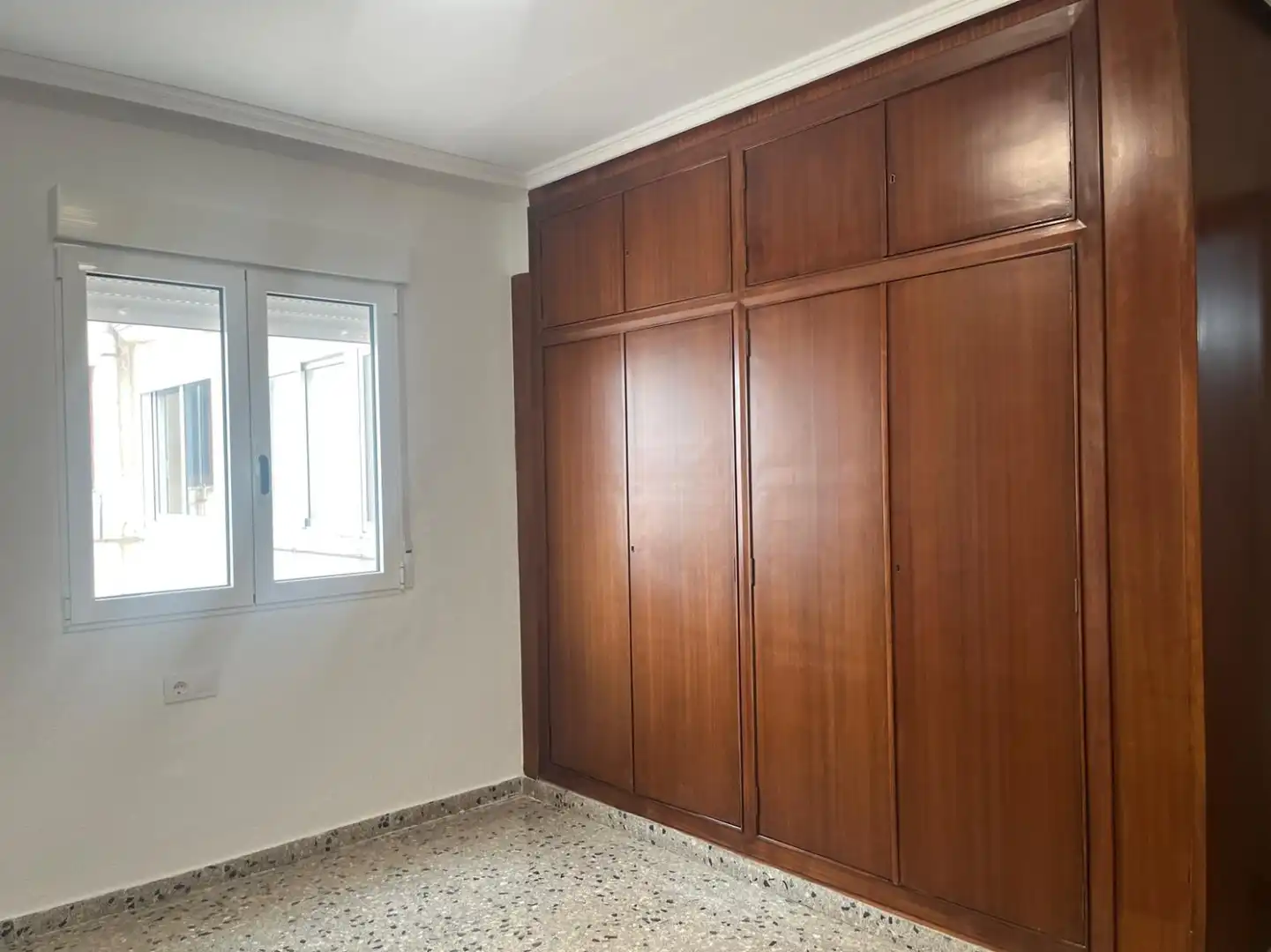 Schlafzimmer von Wohnung zur Miete in Torrent mit Heizung und Balkon