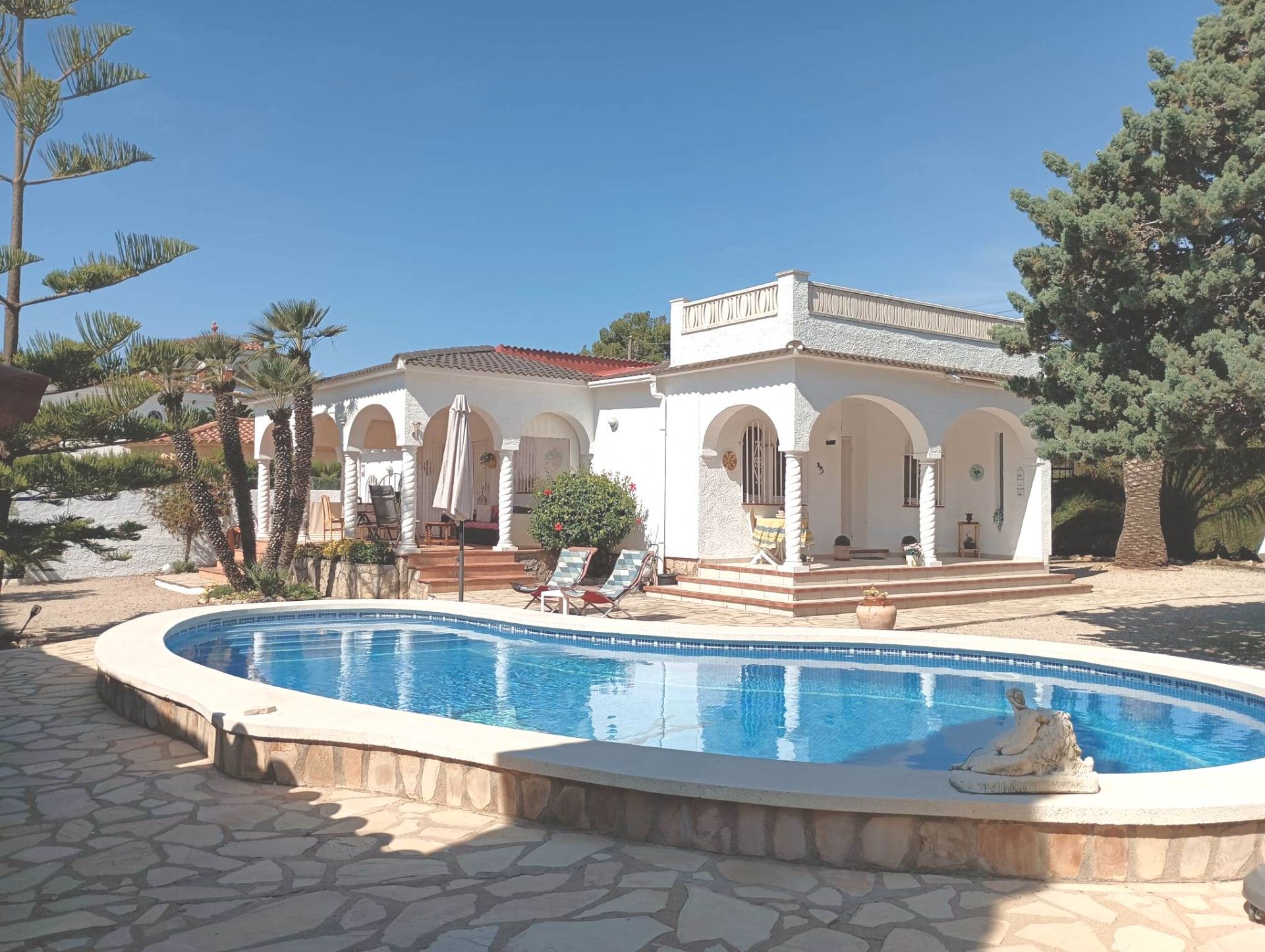 Piscina de Casa o xalet en venda en Mont-roig del Camp amb Aire condicionat, Jardí privat i Terrassa