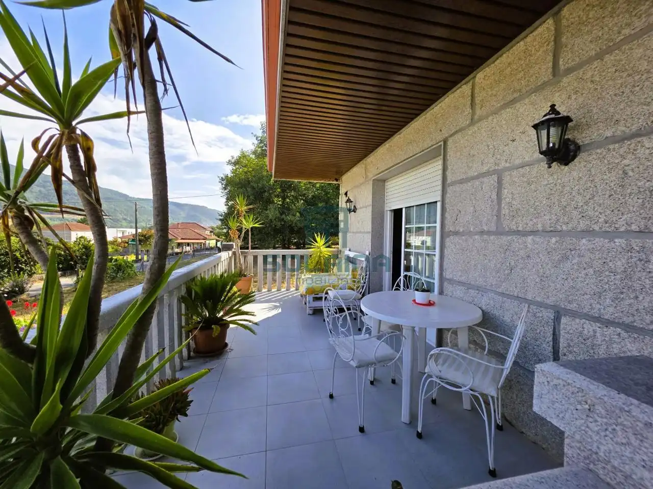 Terrassa de Casa o xalet en venda en Castrelo de Miño amb Calefacció, Jardí privat i Terrassa
